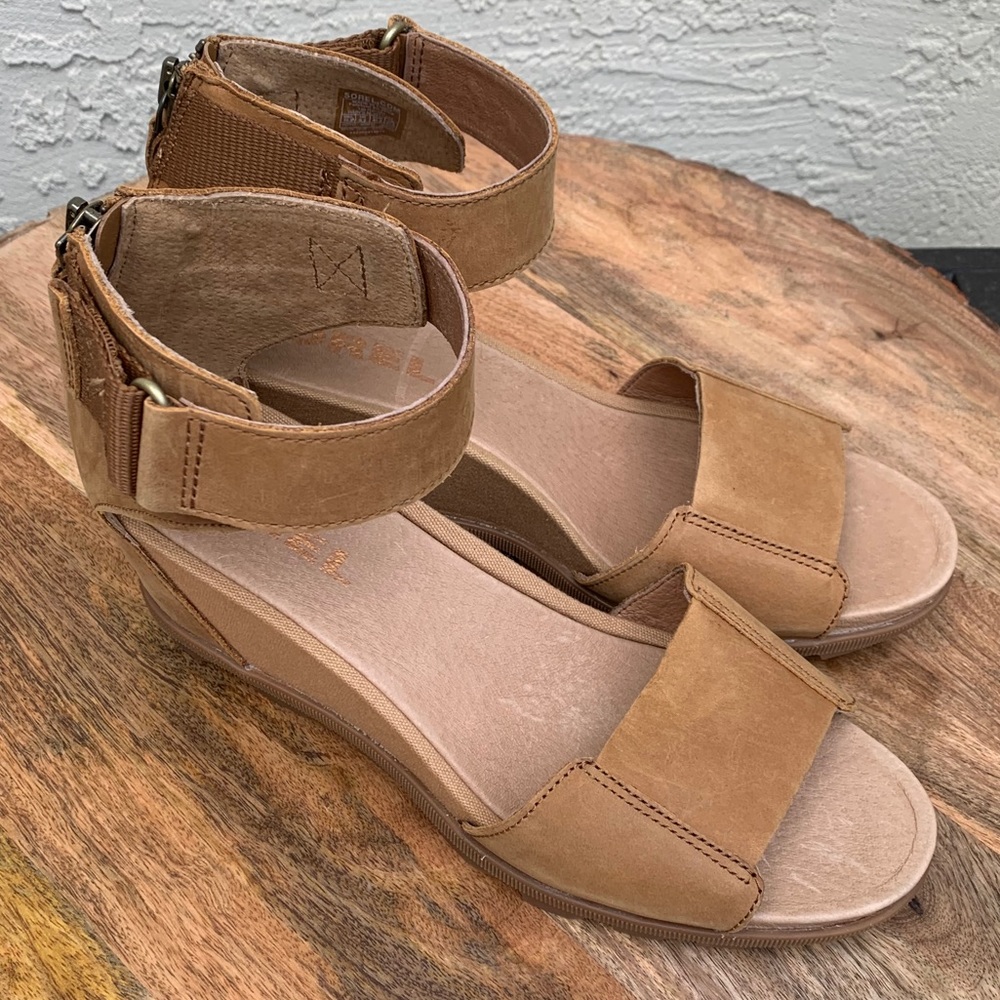 Sorel Joanie II Ankle Strap- Camel - Picture 4 of 7